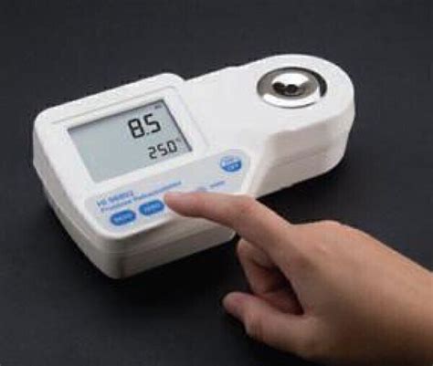 refractometer food analysis|example of a refractometer.